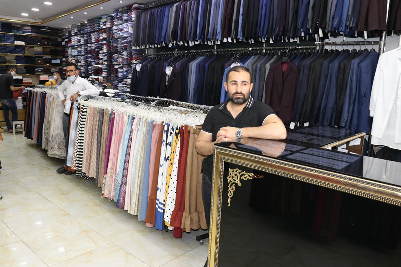 Covid-19 nedeniyle esnaf bayram öncesi umduğunu bulamadı Covid-19 nedeniyle esnaf bayram öncesi umduğunu bulamadı